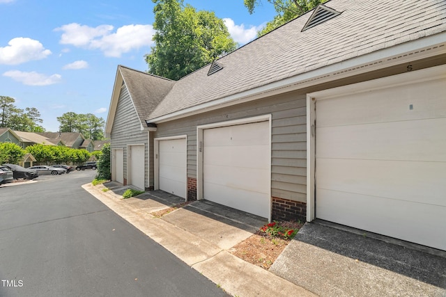 313 Glen Echo Ln Unit J, Cary, NC 27518 - view of garage