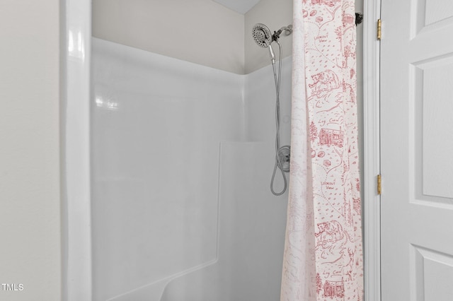 821 Stackhurst Way, Wake Forest, NC 27587 - full bath featuring a shower with curtain