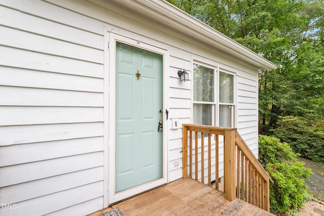 view of property entrance