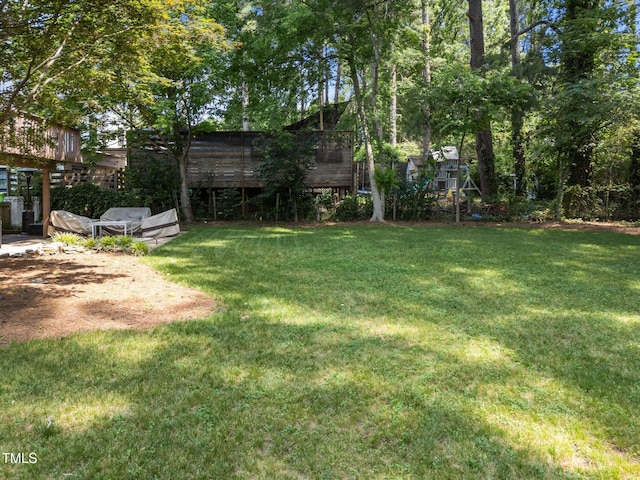 3620 Arrowwood Dr, Raleigh, NC 27604 - view of grassy yard