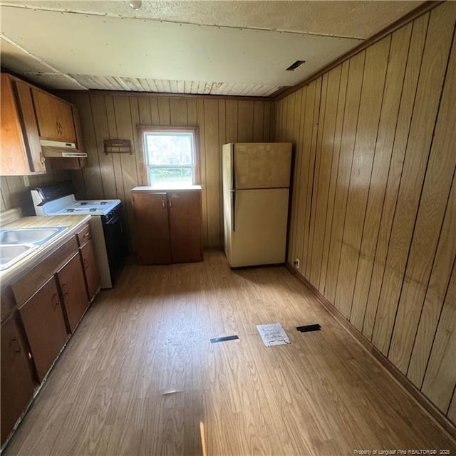 88 Turkey Branch Rd, Fairmont, NC 28340 - photo 15