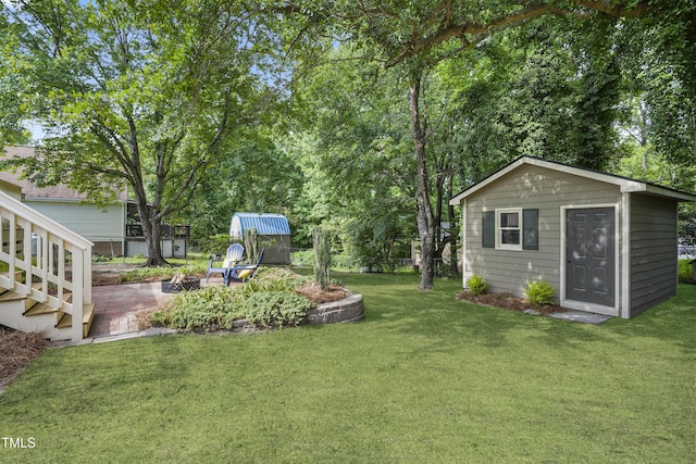 847 E Maple Ln, Fuquay Varina, NC 27526 - view of grassy yard featuring a patio