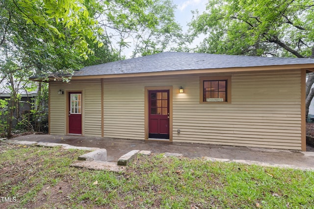 1008 Dorothea Dr, Raleigh, NC 27603 - view of front facade featuring a shingled roof