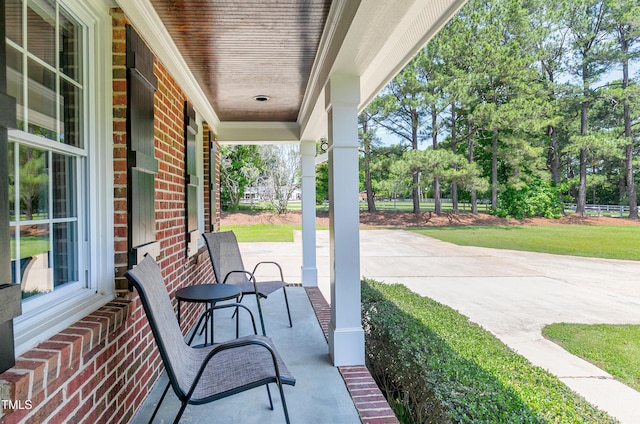 2709 Les Paul Ln, Apex, NC 27539 - view of covered porch