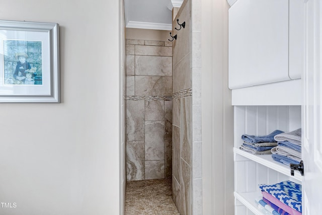 2709 Les Paul Ln, Apex, NC 27539 - bathroom featuring tiled shower and ornamental molding