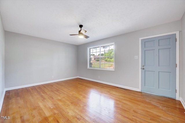 8004 Summit Dr, Goldsboro, NC 27530 - unfurnished room featuring light wood-type flooring, baseboards, and ceiling fan