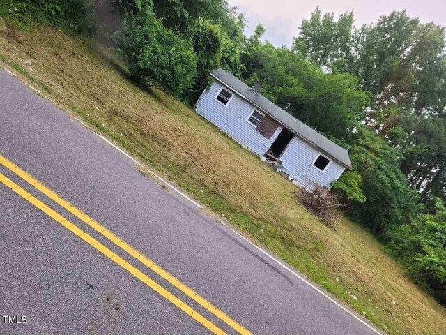 213 Wilkins Ln, Henderson, NC 27536 - photo 7