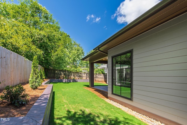 2805 Van Dyke Ave, Raleigh, NC 27607 - view of yard
