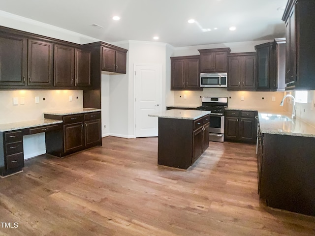 617 Hiddenbrook Dr, Durham, NC 27703 - photo 8