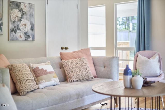 903 W Maynard Ave, Durham, NC 27704 - view of living area