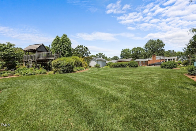 2127 Somers Ave, Burlington, NC 27215 - view of green lawn