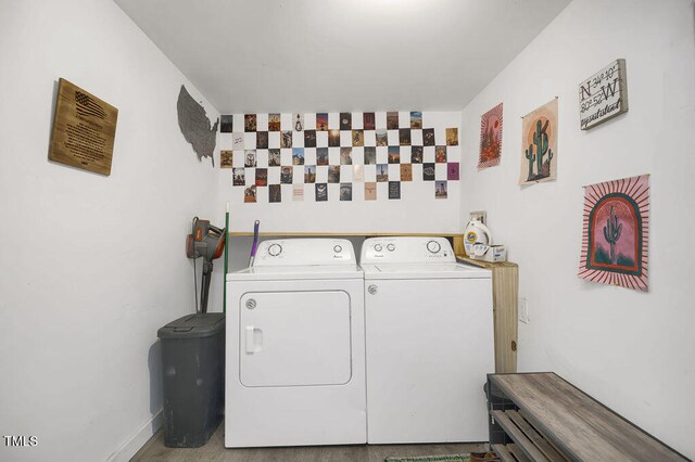 1315 Bull St, Garland, NC 28441 - laundry area with washing machine and clothes dryer