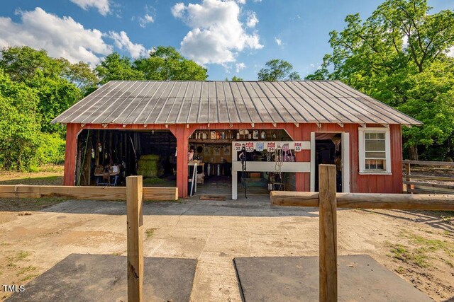 1315 Bull St, Garland, NC 28441 - view of property's community with an outdoor structure and a pole building