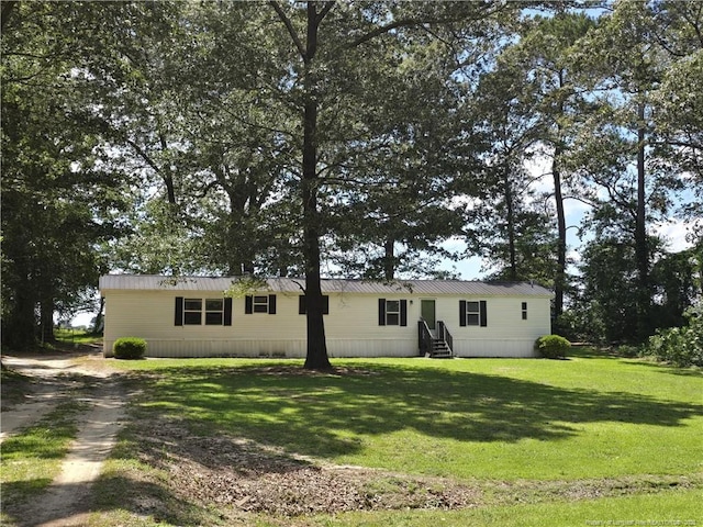 4225 Yarborough Rd, Hope Mills, NC 28348 - photo 1