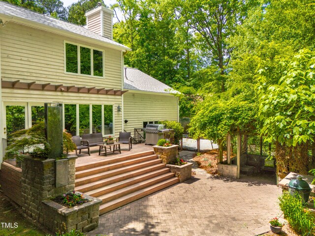 574 Chatham Dr, Chapel Hill, NC 27516 - view of patio