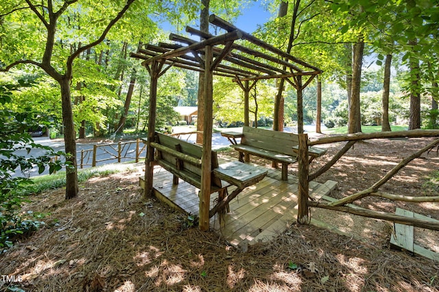 6925 Valley Lake Dr, Raleigh, NC 27612 - photo 4
