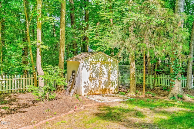 114 Bonaparte Dr, Hillsborough, NC 27278 - view of shed