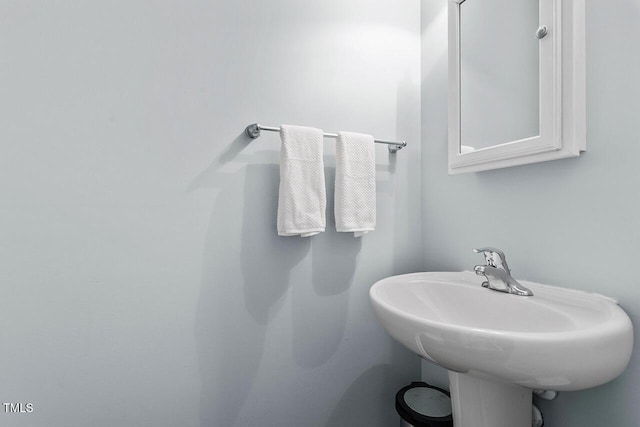 510 Berry Chase Way, Cary, NC 27519 - bathroom featuring a sink