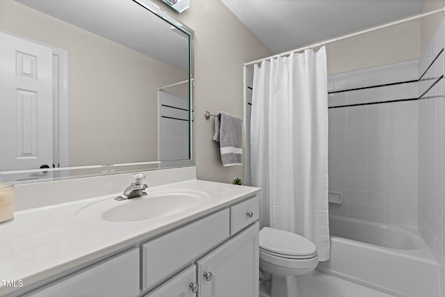 2001 Dobson Ct, Raleigh, NC 27612 - full bathroom featuring vanity, toilet, and shower / bath combo