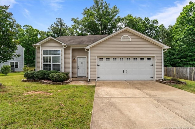 841 Golden Horseshoe Ln, Sanford, NC 27330 - photo 1