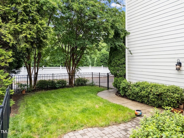 1711 Happiness Hill Ln, Raleigh, NC 27614 - view of yard