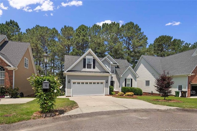 15 London Way, Spring Lake, NC 28390 - traditional-style home with concrete driveway
