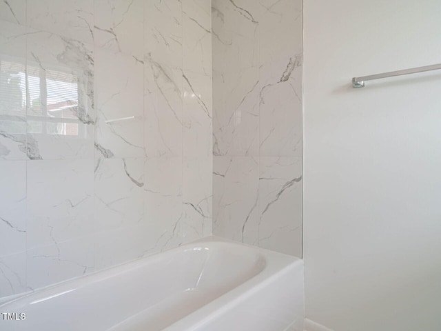 2316 Champion Ct, Raleigh, NC 27606 - view of full bath