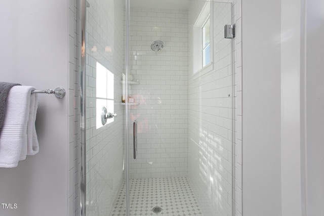 1514 W Knox St, Durham, NC 27705 - bathroom with a shower stall