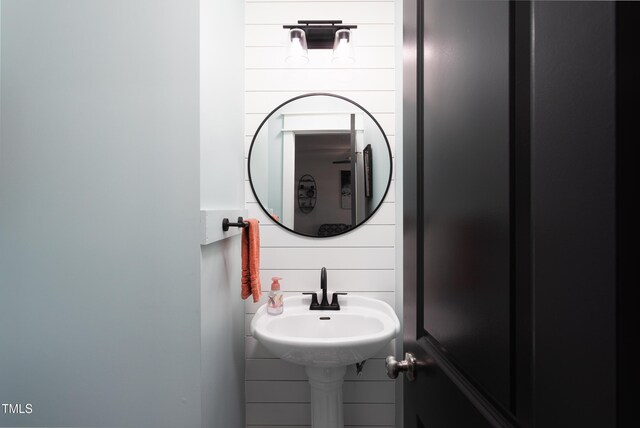 2805 Fayetteville St, Durham, NC 27707 - bathroom with a sink