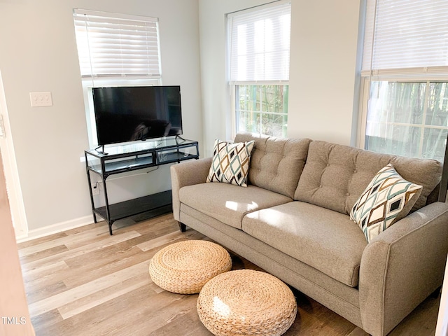 2907 University Dr, Durham, NC 27707 - living area with wood finished floors and baseboards