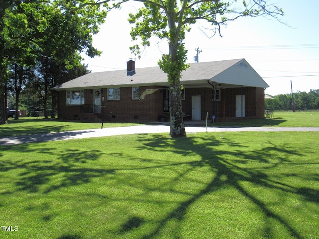 1700 Warrenton Rd, Henderson, NC 27537 - ranch-style home featuring a front lawn and a chimney