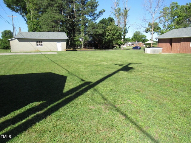 1700 Warrenton Rd, Henderson, NC 27537 - view of green lawn