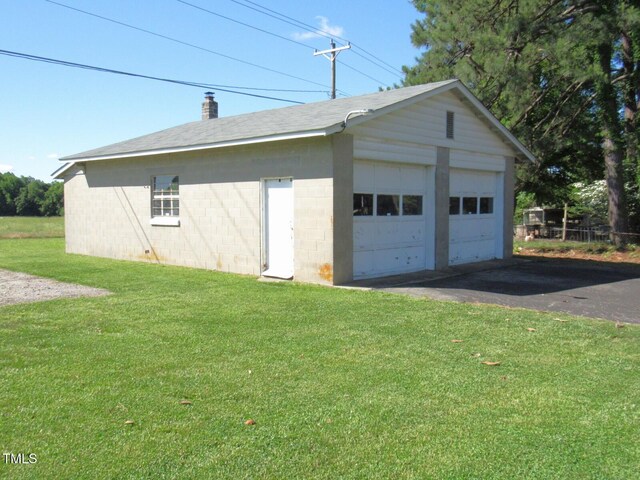 1700 Warrenton Rd, Henderson, NC 27537 - view of detached garage