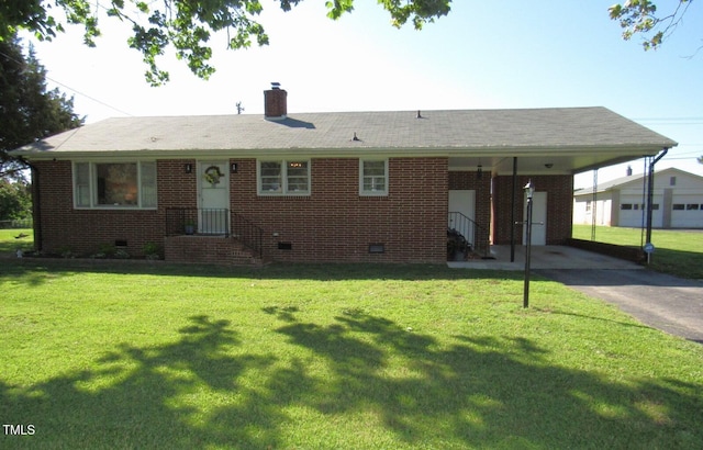 1700 Warrenton Rd, Henderson, NC 27537 - ranch-style home with driveway, a chimney, a front lawn, and crawl space