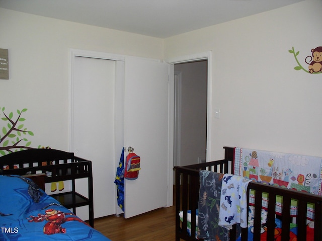 1809 S Garnett Ext, Henderson, NC 27536 - bedroom featuring wood finished floors and a closet