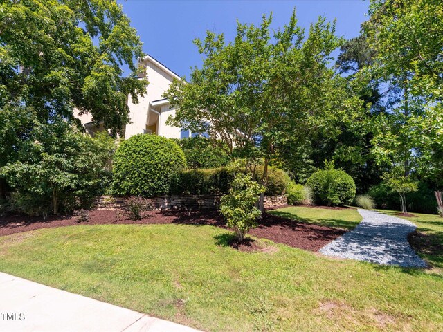 112 Lancaster Dr, Chapel Hill, NC 27517 - view of grassy yard