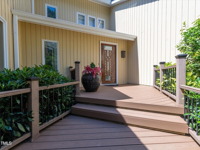 112 Lancaster Dr, Chapel Hill, NC 27517 - view of exterior entry featuring a wooden deck