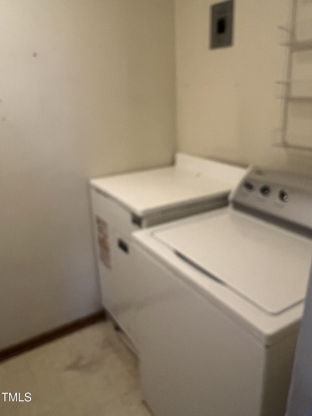 806 Ethelored St, Fayetteville, NC 28303 - washroom with washer / clothes dryer