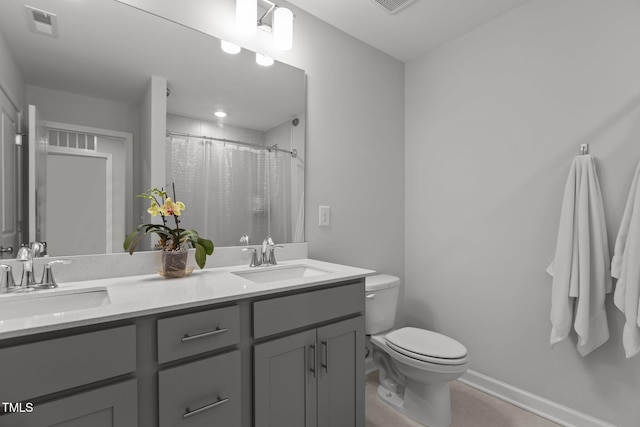 604 Craftsman Ridge Trl, Knightdale, NC 27545 - bathroom featuring toilet, double vanity, baseboards, and curtained shower