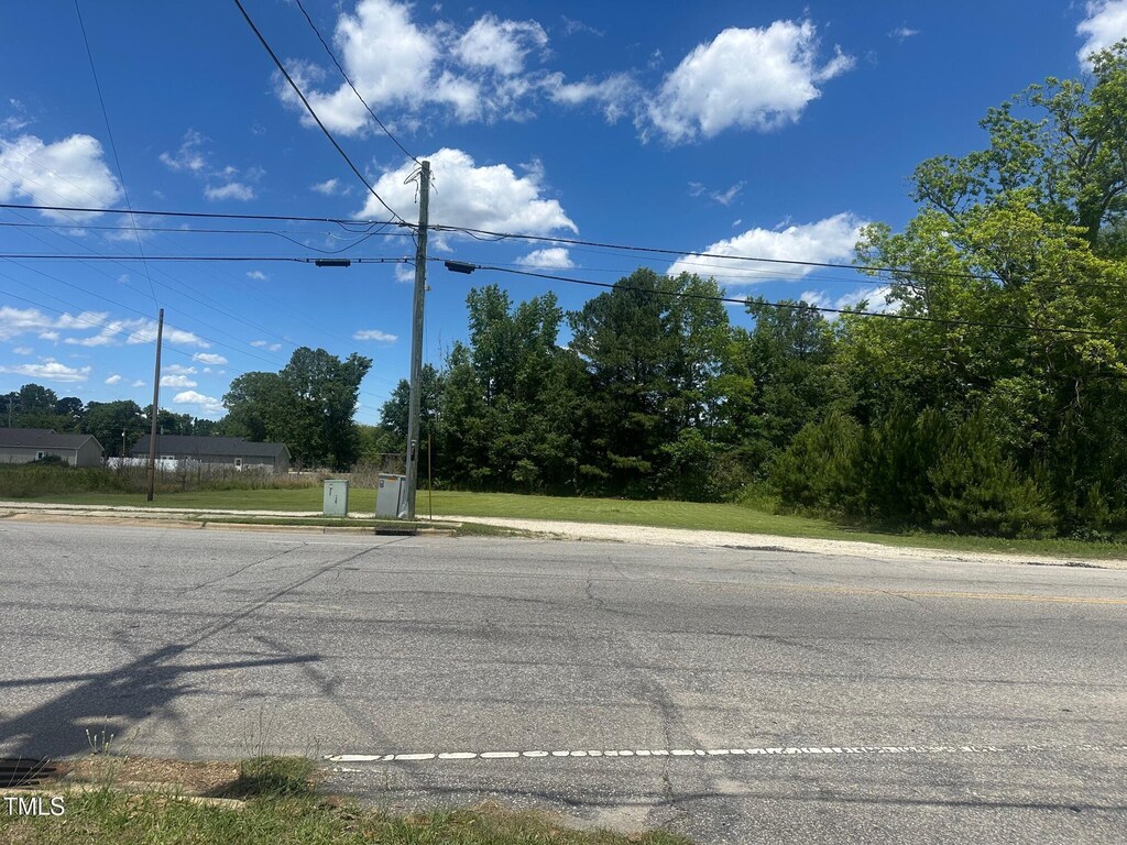 0 Denim Dr, Erwin, NC 28339