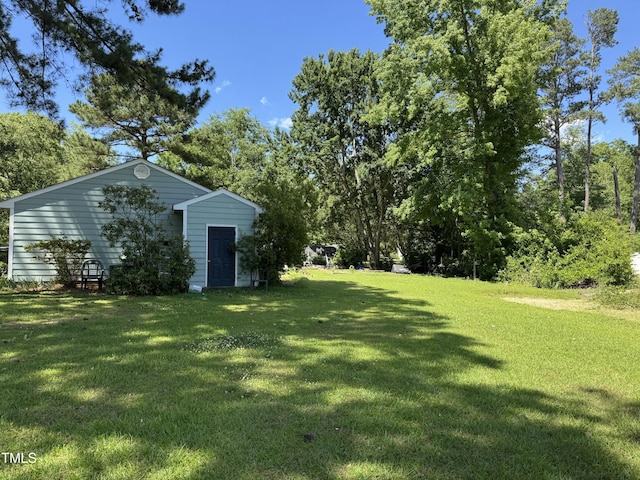 8405 Falcon Crest Cir, Angier, NC 27501 - view of green lawn