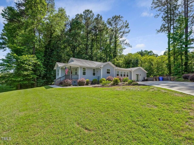 707 Lakewood Dr, Siler City, NC 27344 - photo 3