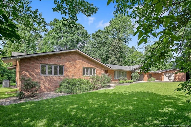 3641 Farmbrook Rd, Fayetteville, NC 28303 - photo 2