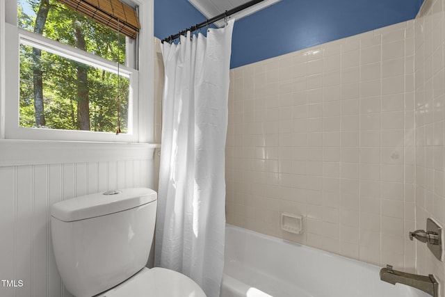 1 Gatesway Ct, Durham, NC 27707 - bathroom featuring toilet and shower / tub combo with curtain