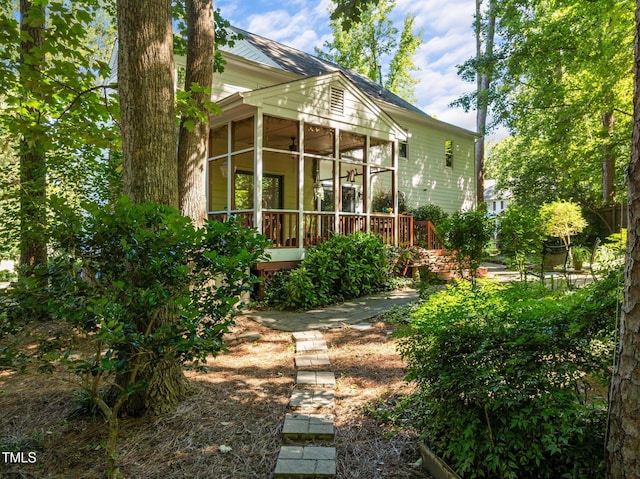 1 Gatesway Ct, Durham, NC 27707 - back of house with a sunroom