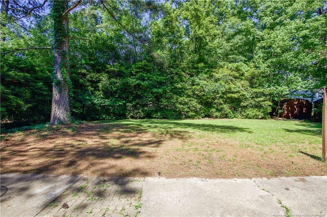 6874 Fern Creek Pl, Fayetteville, NC 28314 - view of grassy yard