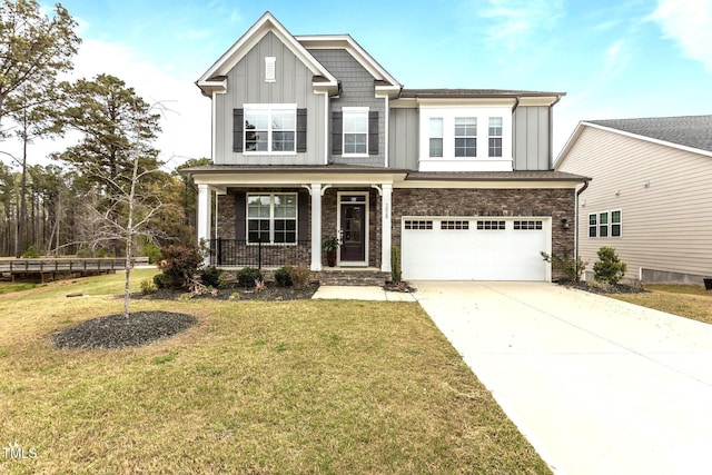 3020 Mavisbank Cir, Apex, NC 27502 - craftsman-style home featuring board and batten siding, driveway, an attached garage, covered porch, and a front yard