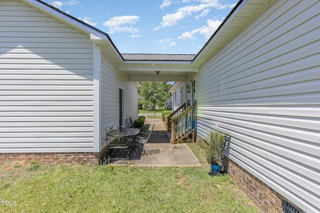 6 N Carolina Ave, Benson, NC 27504 - view of patio / terrace