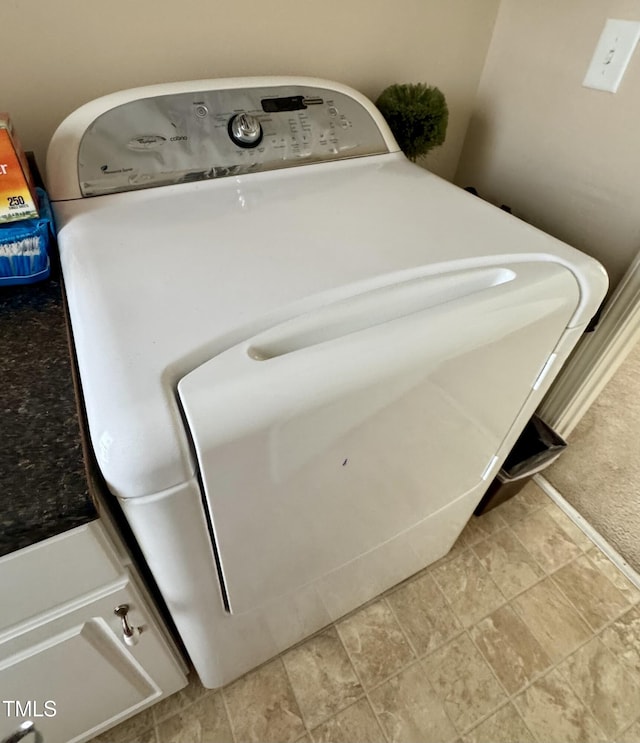 1004 Bridlemine Dr, Fuquay Varina, NC 27526 - laundry view of washer / dryer