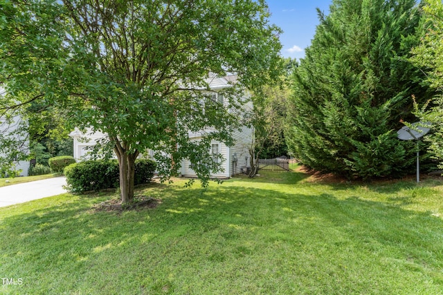 107 Woolard Way, Apex, NC 27502 - view of yard with driveway